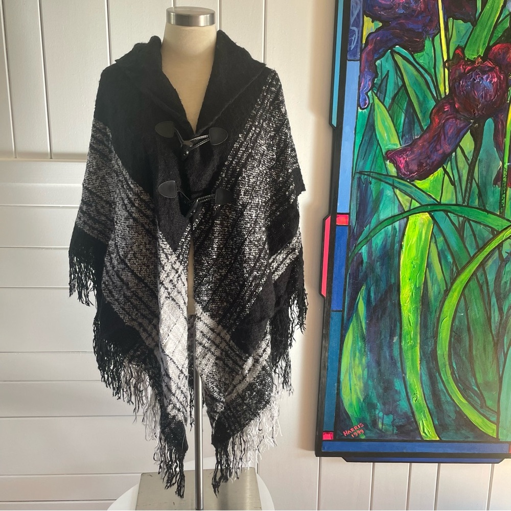 $10 SALE Cute Plaid Knit Poncho Mixit Winter Fall Cozy Everyday Black White